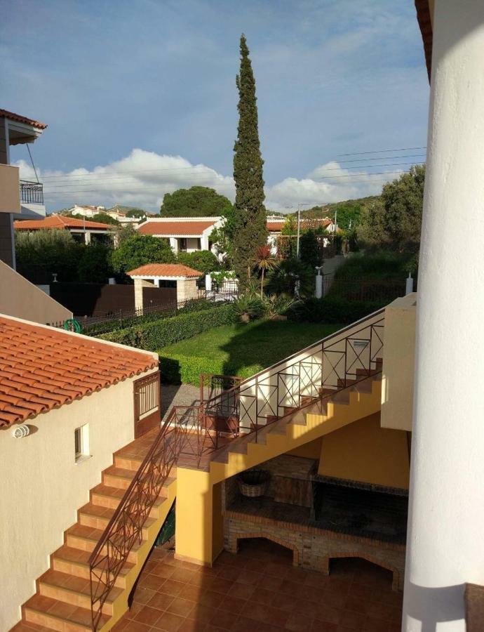 Relaxing Villa With Swimming Pool And Garden Ájosz Jeórjiosz Kültér fotó