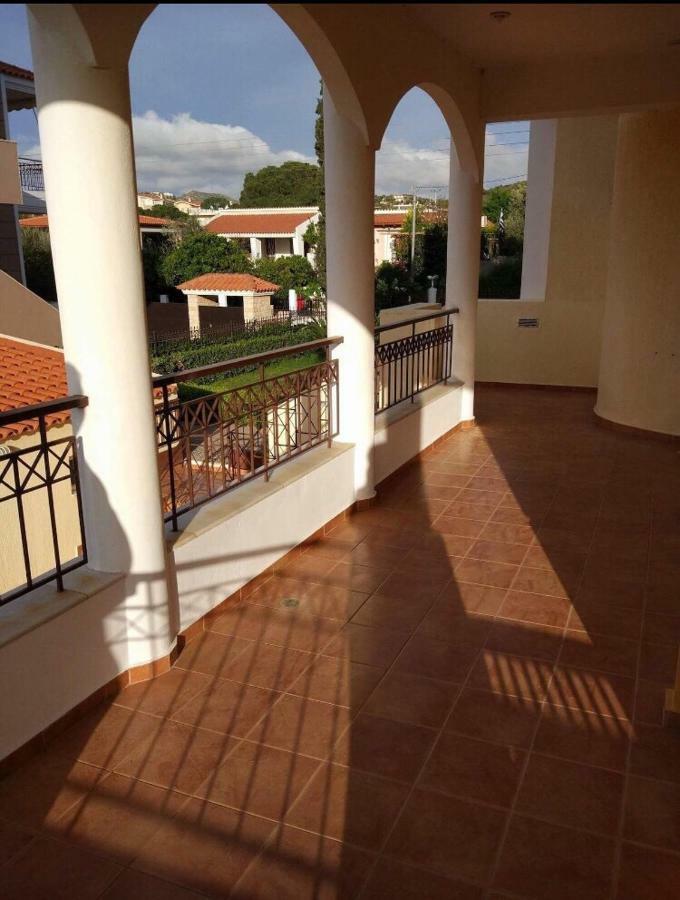 Relaxing Villa With Swimming Pool And Garden Ájosz Jeórjiosz Kültér fotó